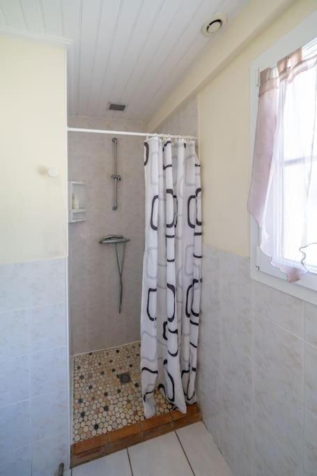 Gites Le Bois Berranger Saint-Urbain  Ngoại thất bức ảnh
